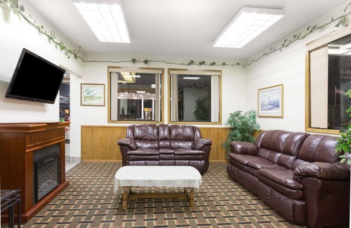 Paxton Hotel | Days Inn by Wyndham Paxton