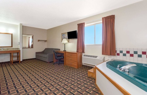 Paxton Hotel | Days Inn by Wyndham Paxton