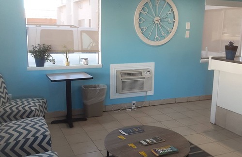 Pocatello Hotel | Days Inn by Wyndham Pocatello University Area
