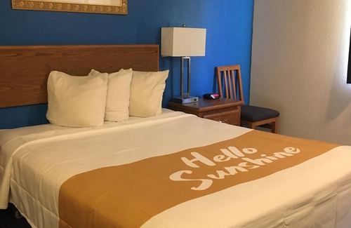 Pocatello Hotel | Days Inn by Wyndham Pocatello University Area