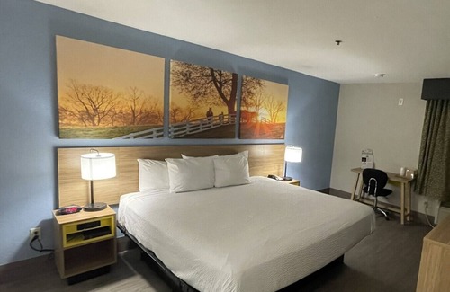 Shawnee Hotel | Days Inn by Wyndham Shawnee