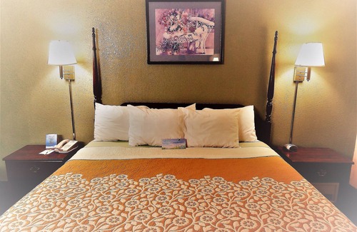 South Tulsa Hotel | Days Inn by Wyndham Southern Hills/ORU