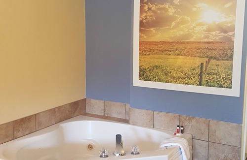 Trenton Hotel | Days Inn by Wyndham Trenton