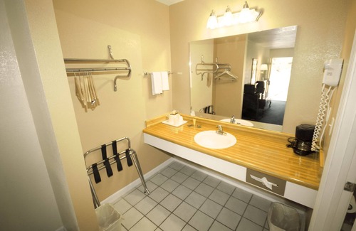 De Funiak Springs Hotel | Days Inn by Wyndham DeFuniak Springs
