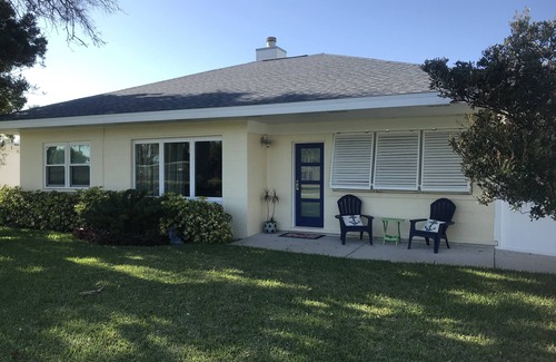 Carter Norwood House | Daytona Beach Shores Beach House with Pool & Hot Tub