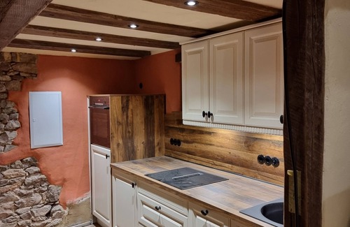 Bad Muenster am Stein-Ebernburg Apartment | Gemütliche Ferienwohnung im Liebevoll Renovierten, Ältesten Fachwerkhaus