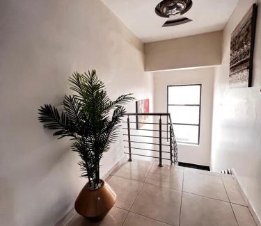 Surulere Hotel | De Rigg Place, Surulere