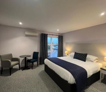 Kirkcaldy Hotel | Dean Park Hotel