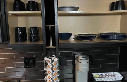 Deep Ellum Apartment | Deep Ellum Lux apartment with endless amenities!