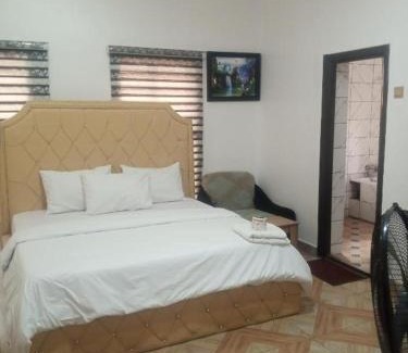 Ibadan Hotel | Delad Hotel and Suites