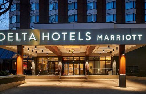 Downtown Mississauga Hotel | Delta Hotels by Marriott Toronto Mississauga