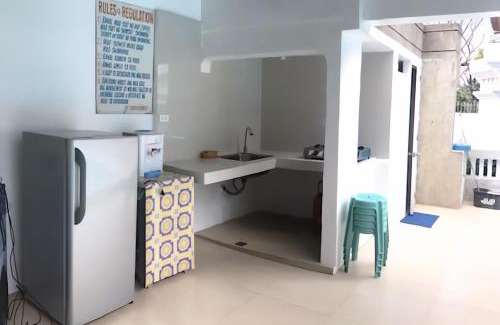 Pansol House | Deluxe Villa Leah Natural Hotspring Resort