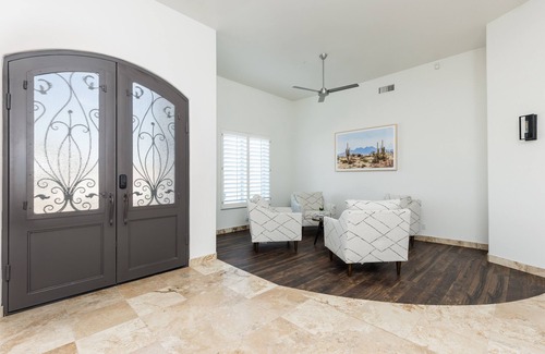Pinnacle Peak House | Desert Dreamland - Pool&Spa- Pickle ball & more!