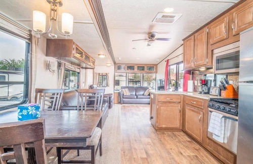 Moab South Valley Apartment | Destination RV II Fully Setup OK42