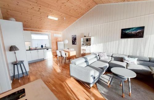 Tranoy Municipality Apartment | Destination Senja - Stonglandseidet