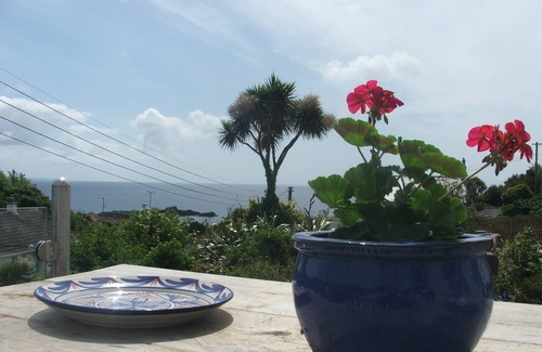 Mousehole Apartment | Detached holiday cottage apartment