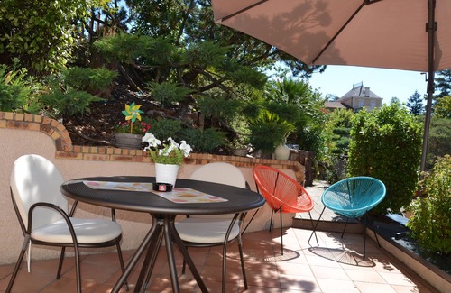Francheville Le Bas House | Detached T2 apartment in house near the center of LYON