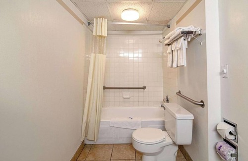 Devils Lake Hotel | Devils Lake Inn By OYO Near Devils Lake Regional Airport