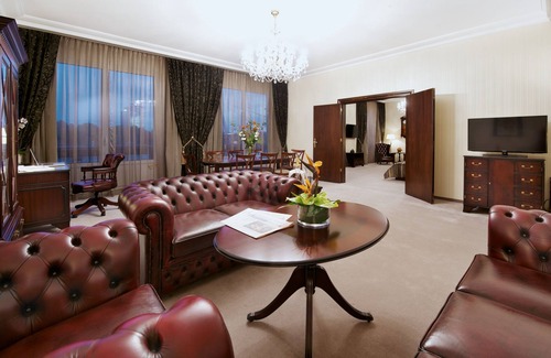 Old Town Hotel | Devin Hotel