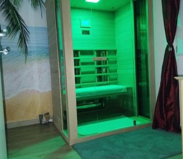 New Belgrade Apartment | Diamond airport JACUZZI&SAUNA apartman Ledine
