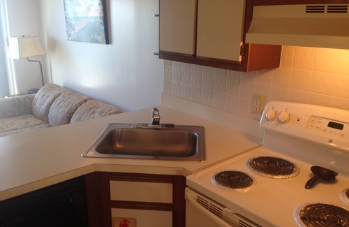North Wildwood Condo | Direct Beachfront Condo With Great Ocean Views From Couch Or On The Porch