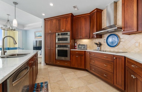 Salter Path Villa | Direct Ocean Front Luxury Unit with Expansive Views