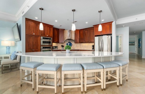 Salter Path Villa | Direct Ocean Front Luxury Unit with Expansive Views