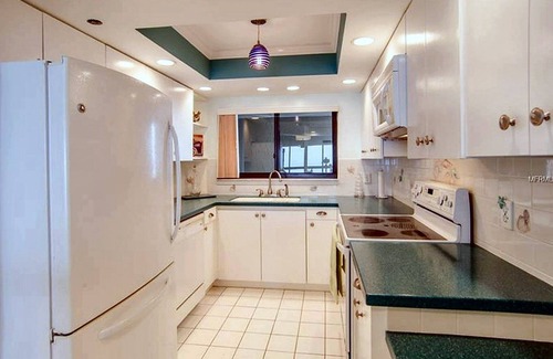 Sand Key Condo | Directly on the Beach! 139 special September 2025 2 week min