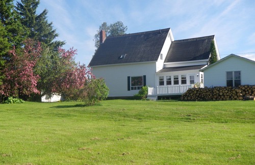 Tidnish Bridge House | Discount 7 Day Stay 1665 DollarnTHE TIDNISH PEARL Grand Nova Scotia Country Home