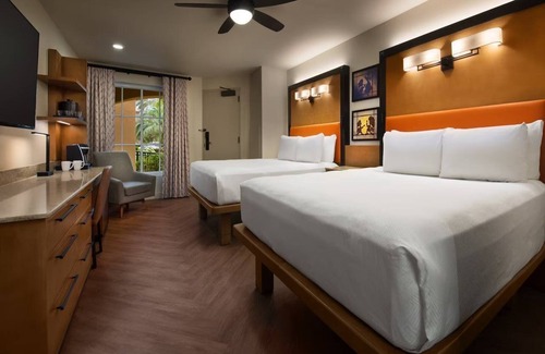 Bay Lake Hotel | Disney's Coronado Springs Resort