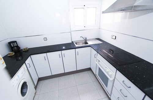 La Pineda Apartment | DMS Apartment