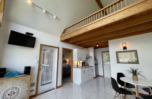 Ucluelet Hotel | Doc Holiday Cabin