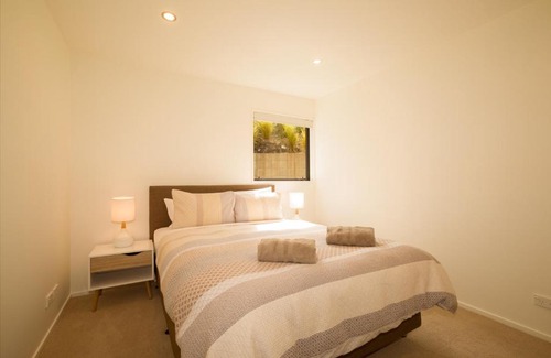 Queenstown Apartment | Doc Wells Lane Luxury Apartment