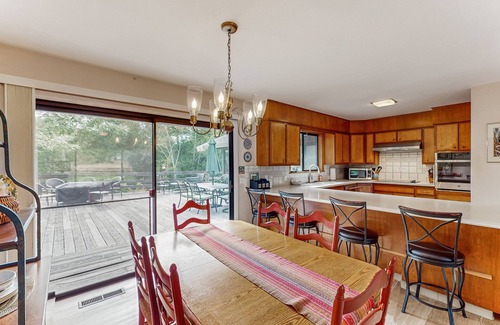 Jacoby Creek House | Dog-Friendly Home with a Creek View - Free WiFi, Fireplace, & Washer/Dryer