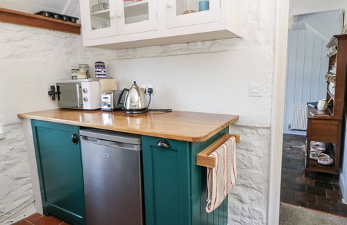 Llandyssiliogogo Cottage | Dolwylan Cottage