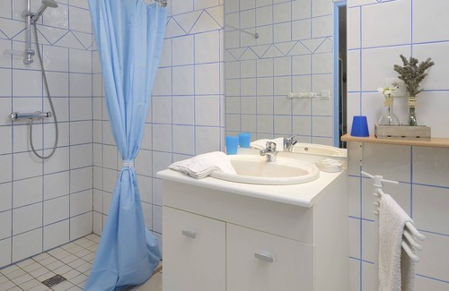 Sainte-Gemme-d'Andigne Bed & Breakfast | Domaine De La Cour