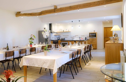 Chavagnes House | Domaine des Gauliers (classified 5*), group gîte - 8 rooms/22 pers - swimming pool