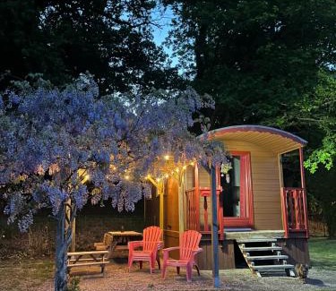 Lisieux House | Domaine Les Chillards