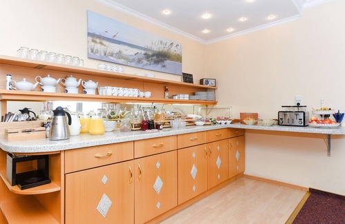 Esens Cottage | Doppelzimmer Baltrum - Pension Nordkap in Bensersiel