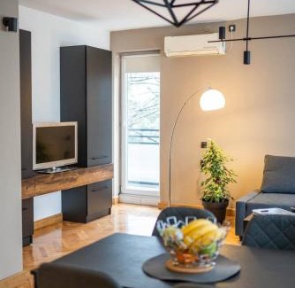 Bor Apartment | Dora