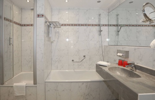 Lank-Latum Hotel | DORMERO Hotel Meerbusch