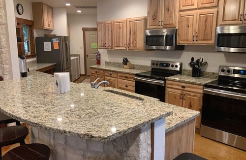 Concan House | Double L River House @ Frio Premier Rental Homes