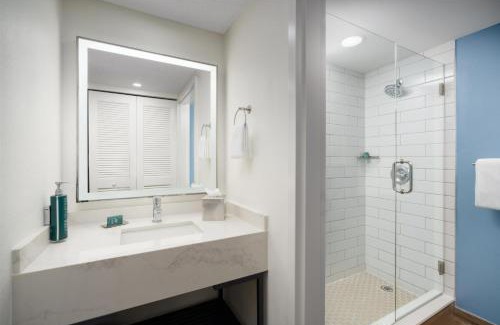 Key West Resort | DoubleTree by Hilton Grand Key Resort