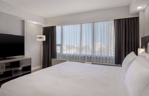 Downtown London Hotel | DoubleTree by Hilton Hotel London Ontario