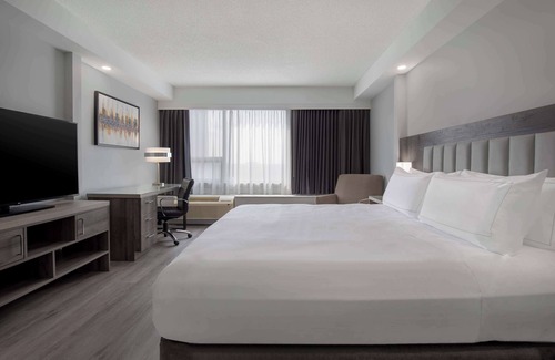 Downtown London Hotel | DoubleTree by Hilton Hotel London Ontario