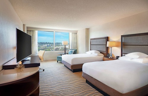 Mission Valley Hotel | DoubleTree by Hilton Hotel San Diego - Mission Valley