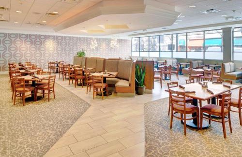 Westown Hotel | DoubleTree by Hilton Milwaukee Downtown
