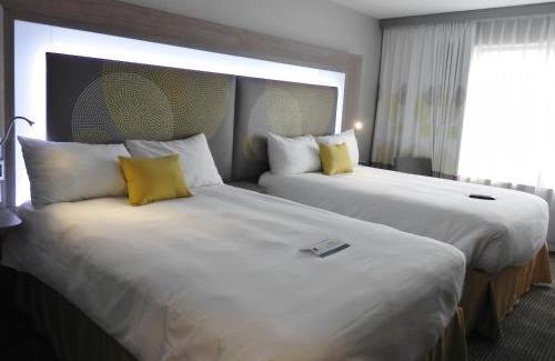 Downtown Ottawa Hotel | DoubleTree by Hilton Ottawa Downtown