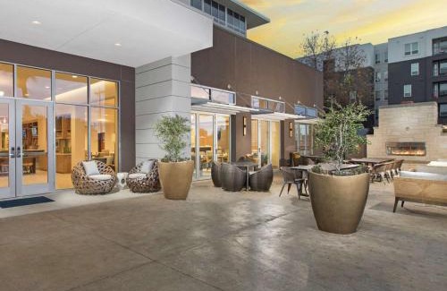 Wetmore Hotel | DoubleTree by Hilton San Antonio Northwest - La Cantera