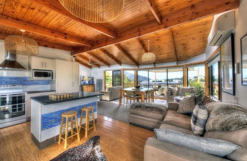 Coles Bay House | Dove on Freycinet